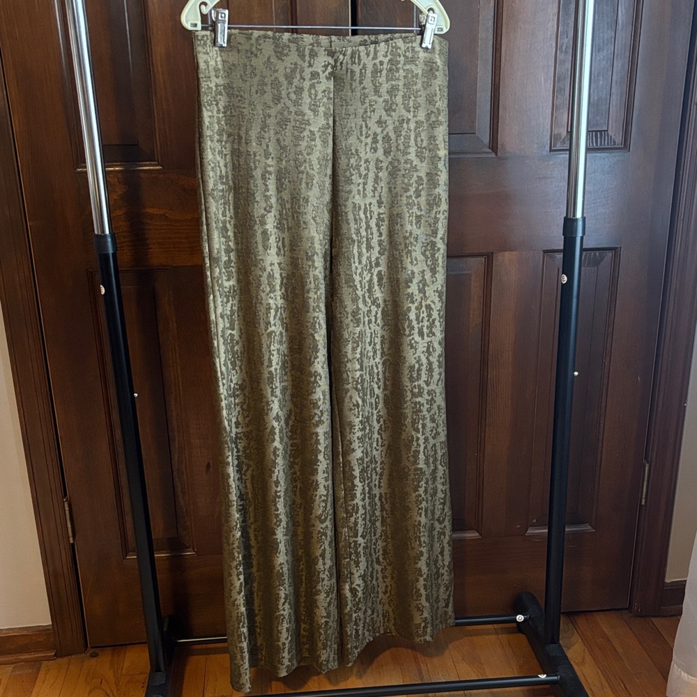 Zara Olive Pattern Wide Leg Pants